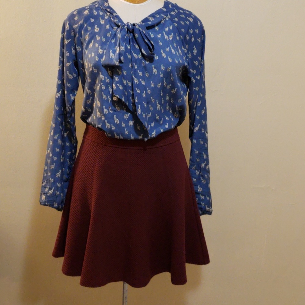 Burgundy sweater knit skirt